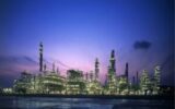 Shiraz Refinery is at the top of the refining industry