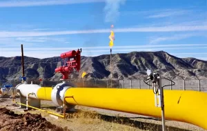 Countdown begins for new gas contract; Ashgabat-Tehran-Ankara axis to be activated