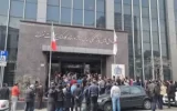 Crisis in offshore facilities; protest rally in front of the oil pension fund