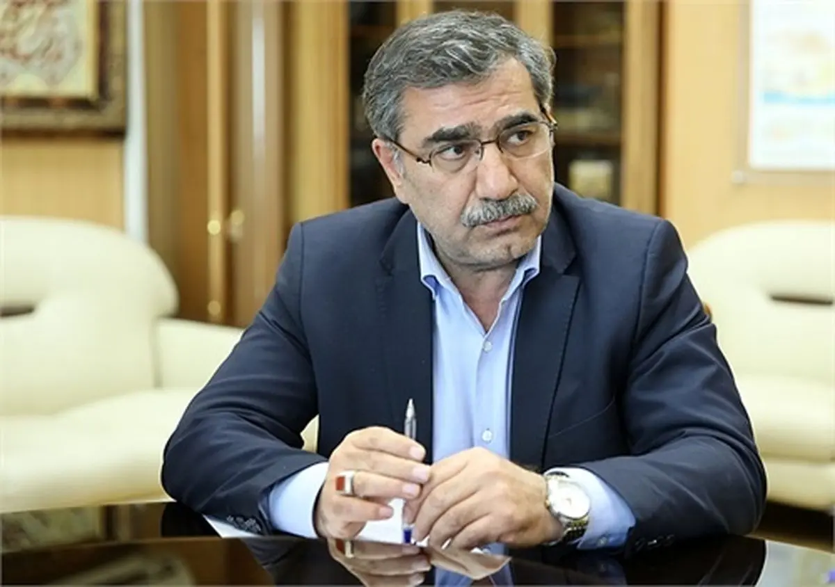 صندوق بازنشستگی نفت زیر فشار انتظارات و تحمیل‌ها؛ بن‌کارت بازنشستگان نفتی از سر گرفته شد +فیلم