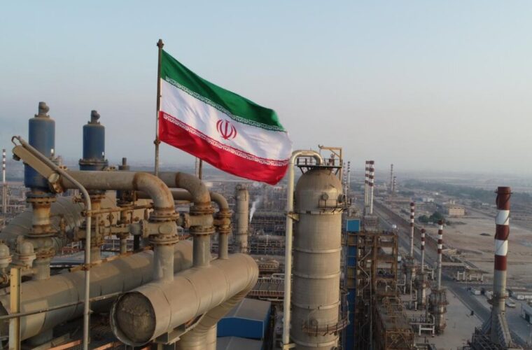 با یکی از مدرن‌ترین پالایشگاه‌های ایران، پالایش نفت بندرعباس آشنا شوید+فیلم