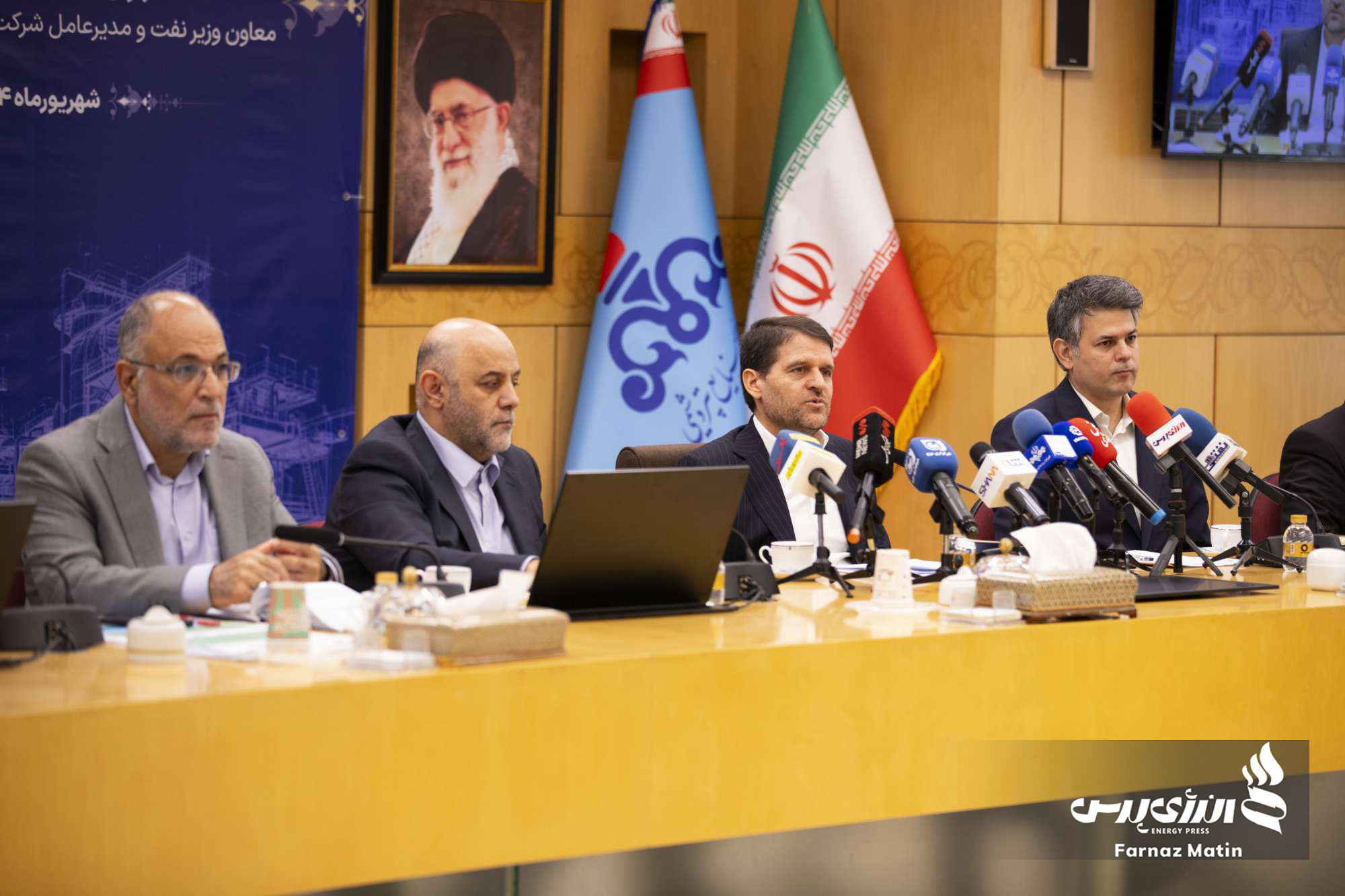 نشست خبری مدیرعامل شرکت ملی صنایع پتروشیمی در هفته دولت 