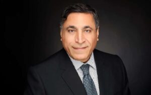 وابستگی مرگبار دولت به دلارهای پتروشیمی چه بر سر این صنعت آورد؟