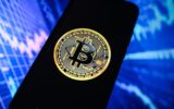 قیمت بیتکوین و ارزهای دیجیتال ۹ آذر ۱۴۰۴
