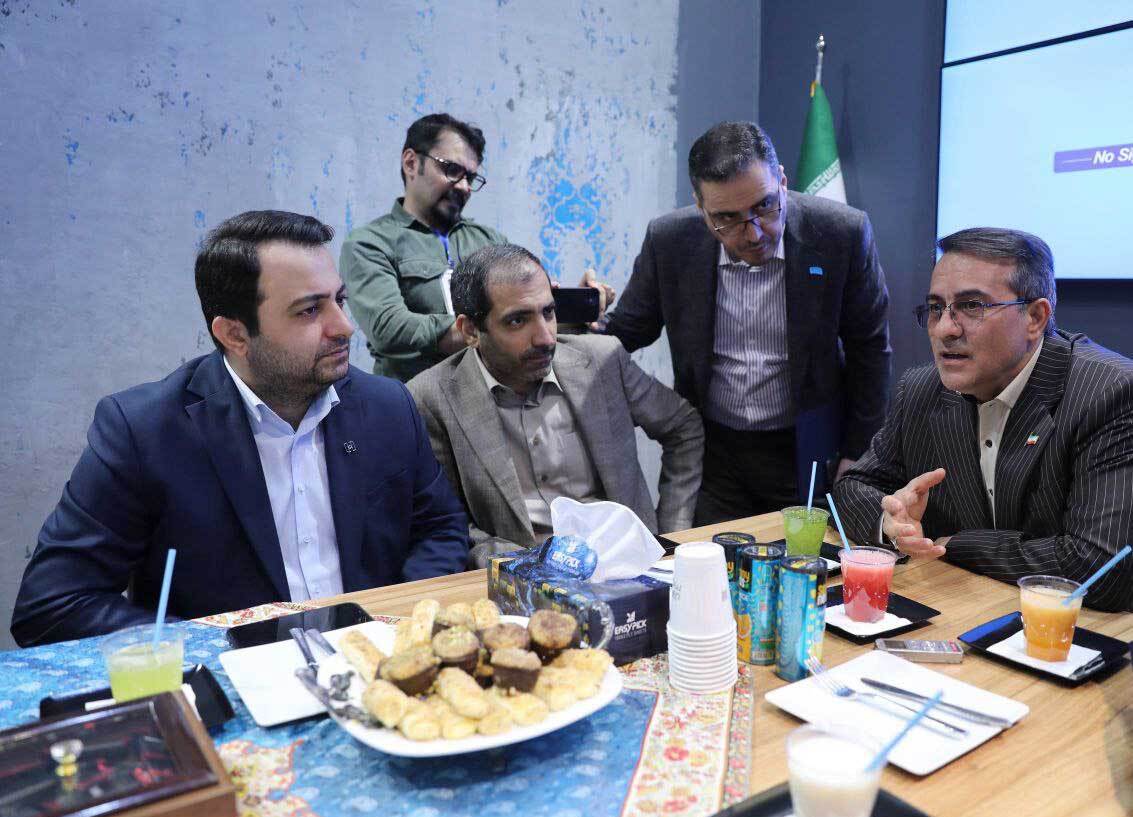 مدیران عامل بانک صادرات ایران و ایرانسل تفاهم‌نامه همکاری امضا کردند 1