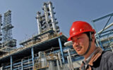 پالایشگاه‌های مستقل چین نخستین سهمیه واردات نفت ۲۰۲۶ را دریافت کردند